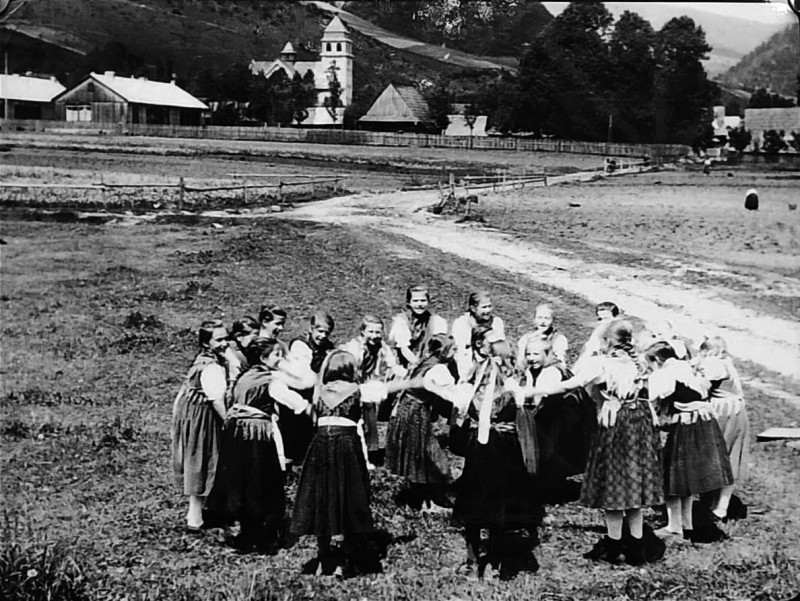 1958.Zázrivá.Centrum.Pri budúcej škole. .jpg